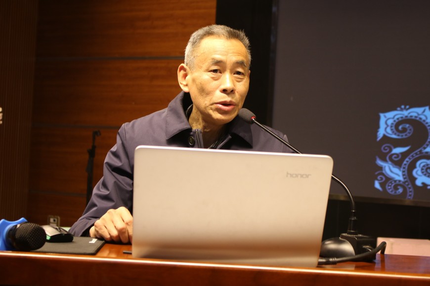 与经典对话用智慧前行