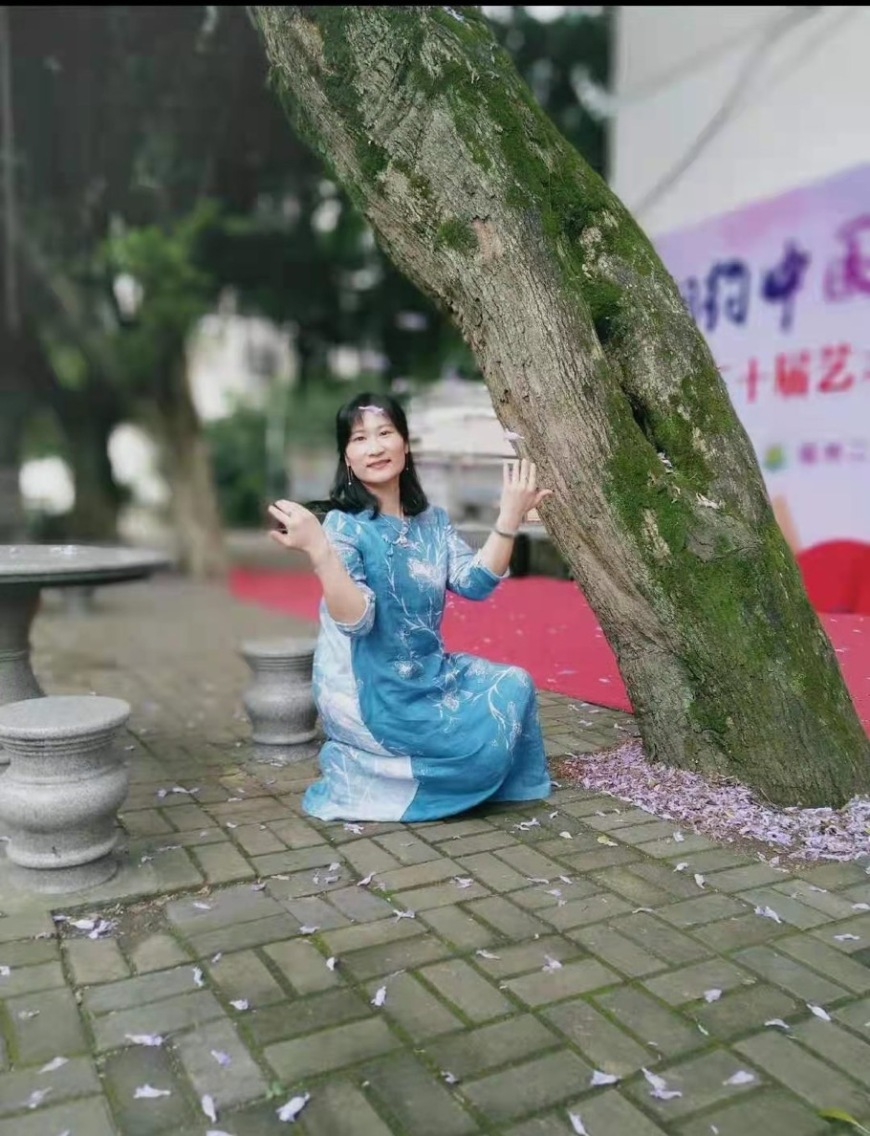 <a href=http://www.555edu.net/school-450/ target=_blank class=infotextkey>福州经济技术开发区职业中专学校</a>共庆光辉百年,男团超燃马江
