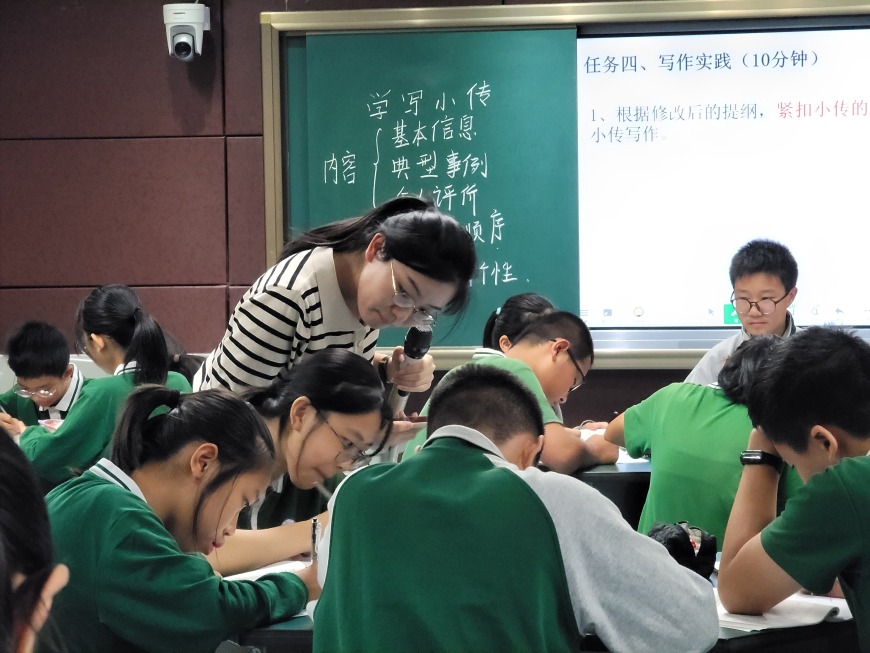 作文养其慧 教研润初心——记东区松苑中学语文青年教师赛课活动