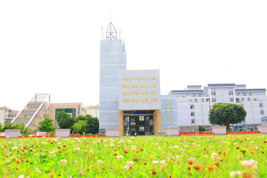 北浦中学校园3（全景）.JPG