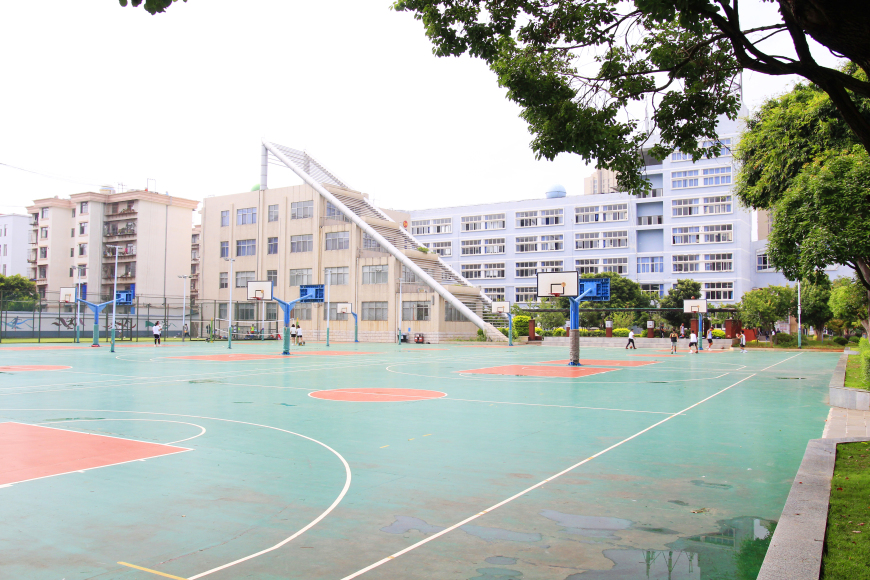 北浦中学校园8（运动场）.jpg