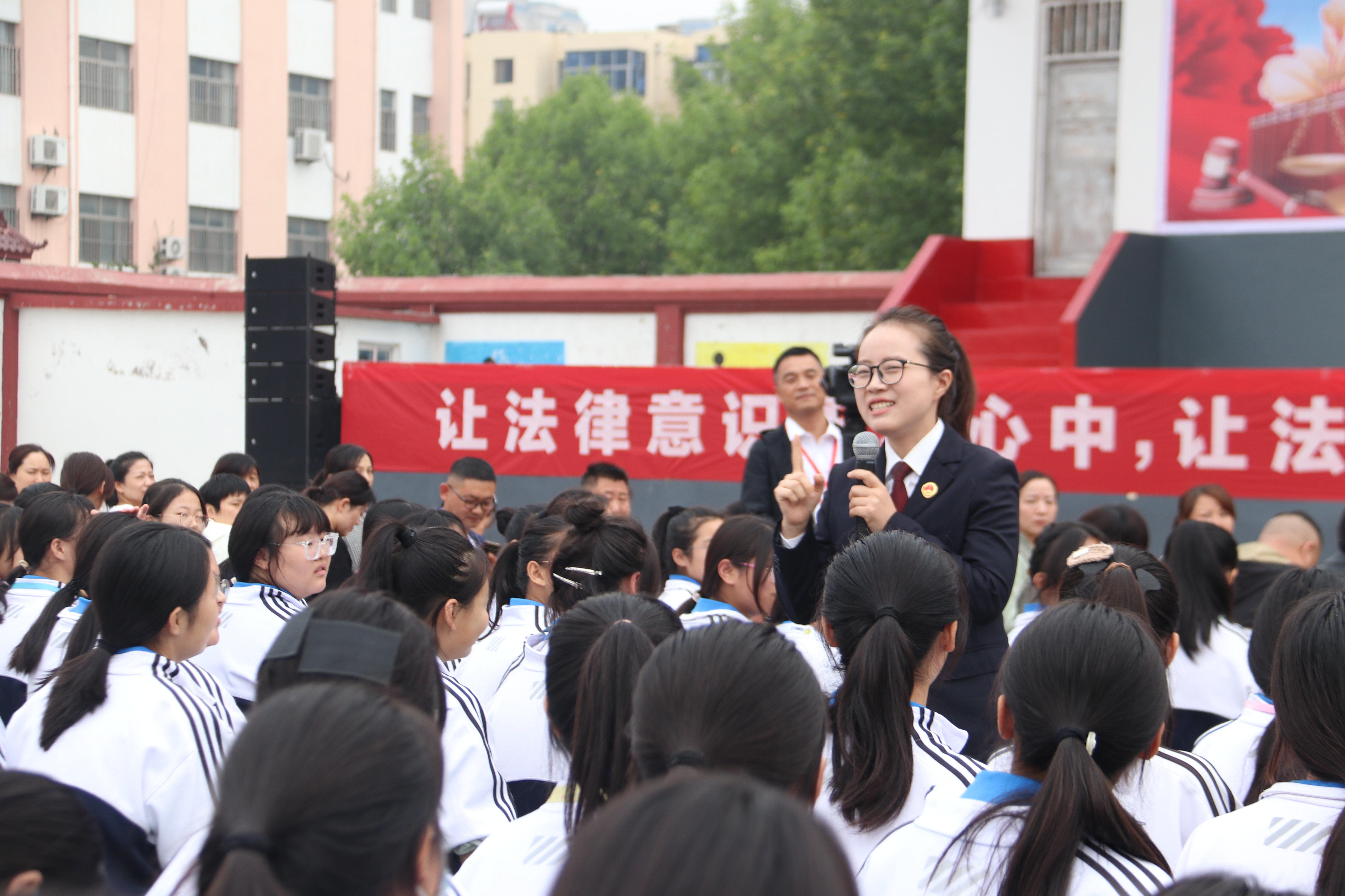 郓城县第一初级中学图片