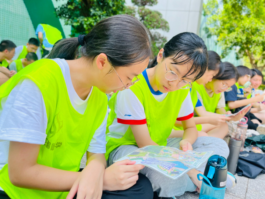 第六天定向越野2.jpg