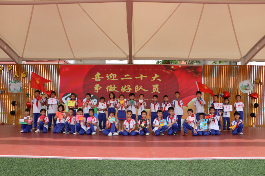 班级合照 (4).jpg