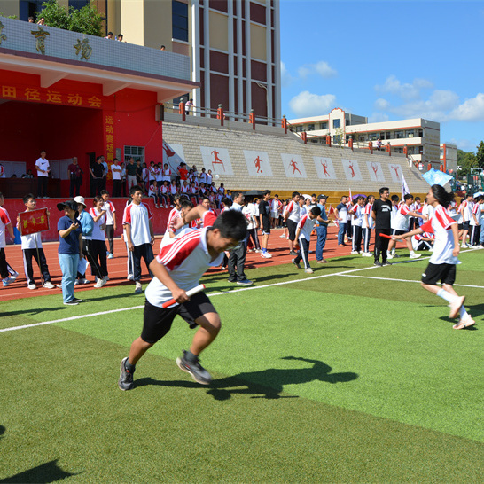 青春的运动,友谊的健康 ——诗山中学举办第46届田径运动会