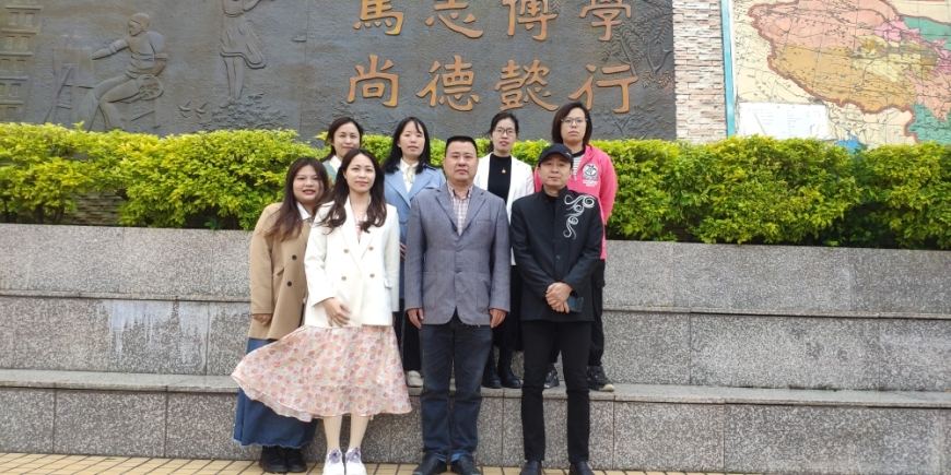 专业教师团队.jpg